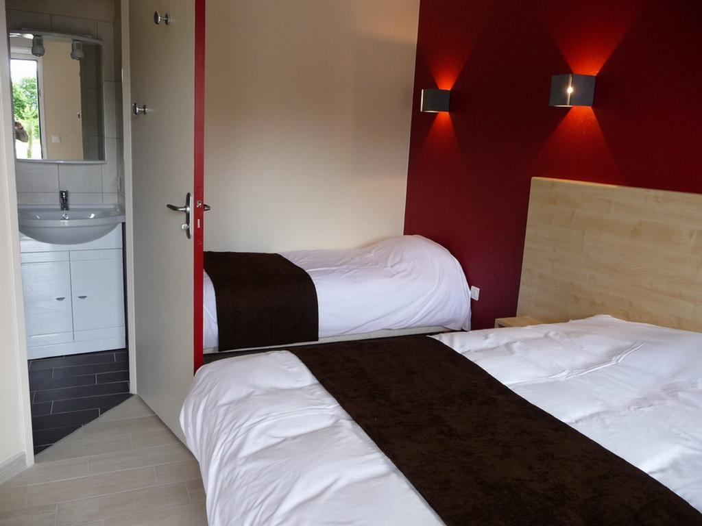 La Godiniere Hotel Cholet Szoba fotó