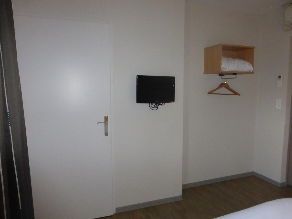 La Godiniere Hotel Cholet Kültér fotó